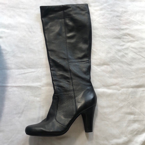 Black heel Antonio Melani boots - Picture 1 of 5